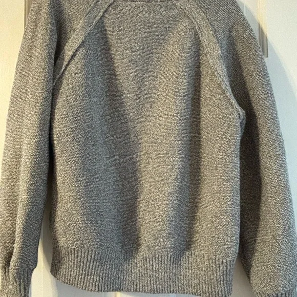 Aerie Women's Gray Zip-Up Sweater - Picture 5 of 6
